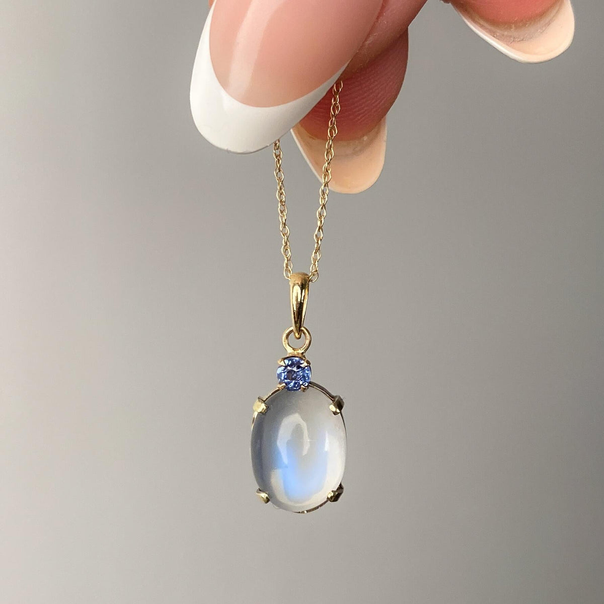Vintage Moonstone and Sapphire Pendant of 14k Gold - Trademark Antiques