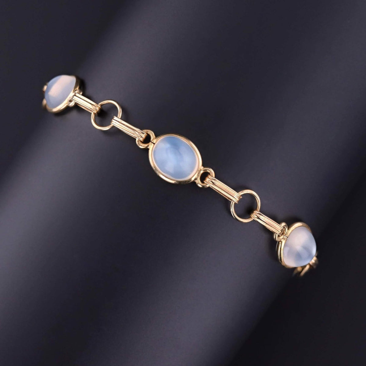 Vintage Moonstone Bracelet of 14k Gold - Trademark Antiques
