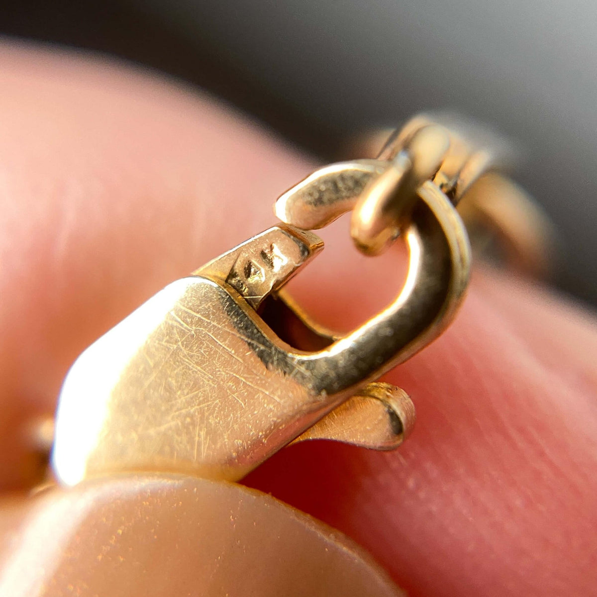 Vintage Moonstone Bracelet of 14k Gold - Trademark Antiques