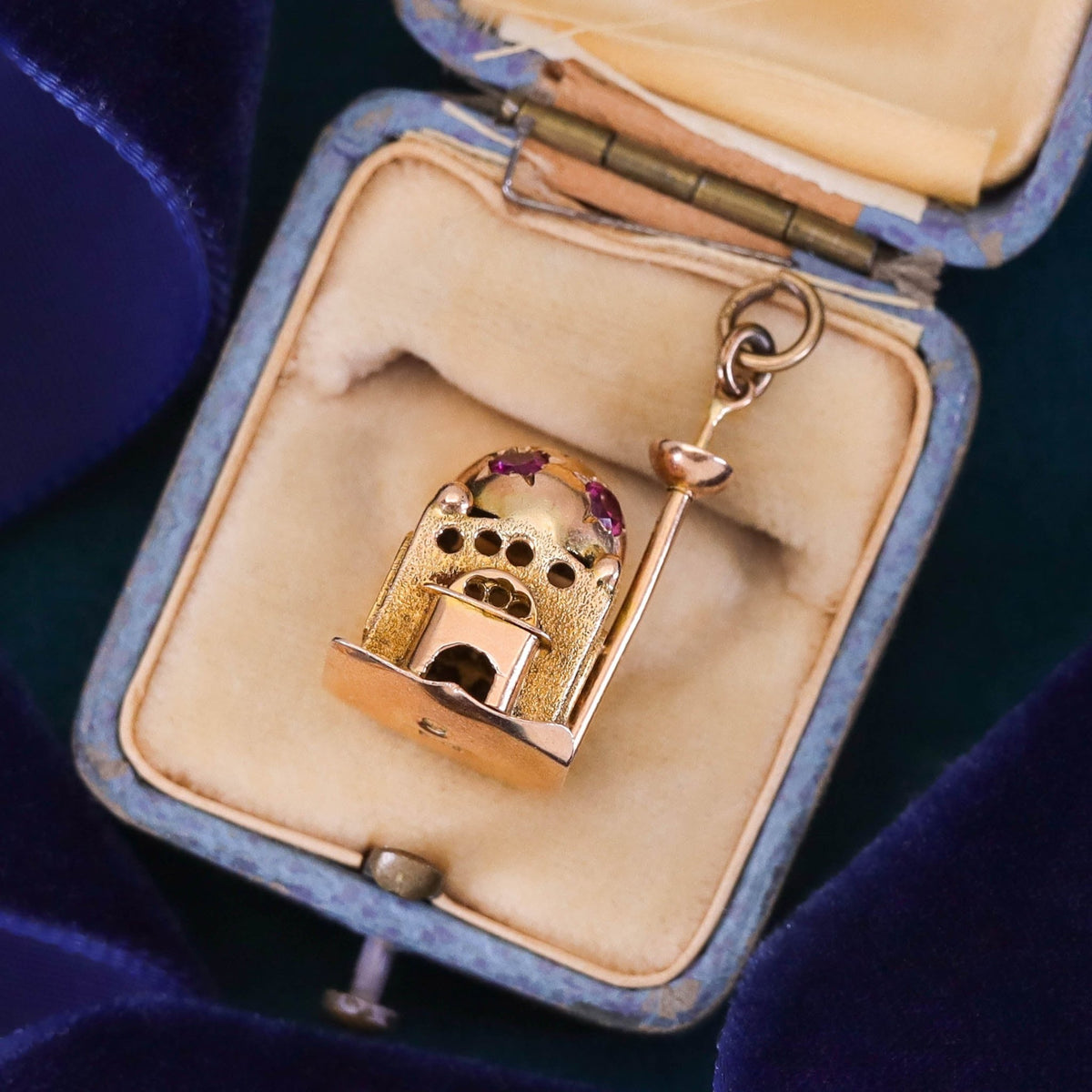 Vintage Mosque Pendant of 14k Gold - Trademark Antiques