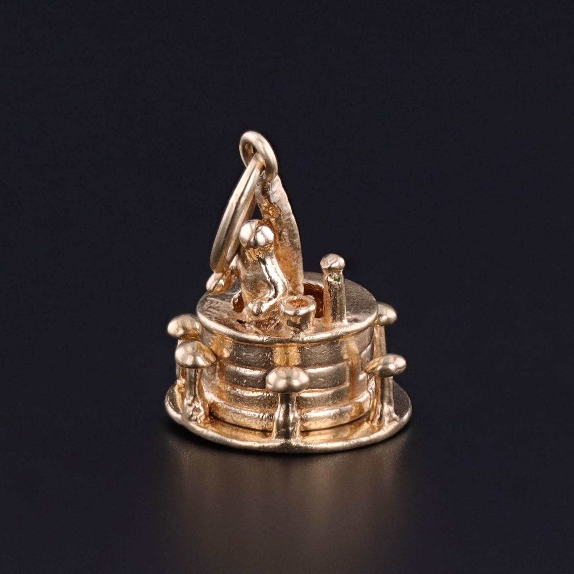 Vintage Movable Bartender Charm of 14k Gold - Trademark Antiques