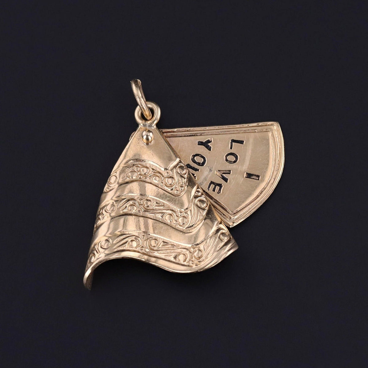 Vintage Moveable Fan Charm of 14k Gold - Trademark Antiques