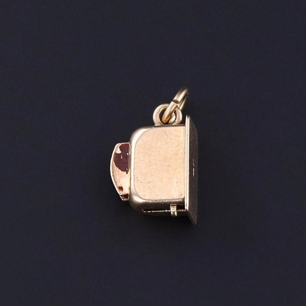 Vintage Moveable Toaster Charm of 14k Gold - Trademark Antiques