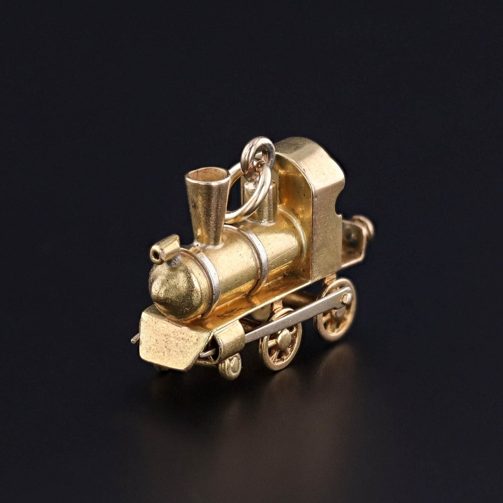 Vintage Moveable Train Engine Charm of 18k Gold - Trademark Antiques