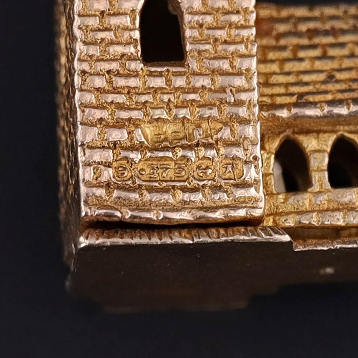 Vintage Moveable Wedding Charm of 9ct Gold - Trademark Antiques