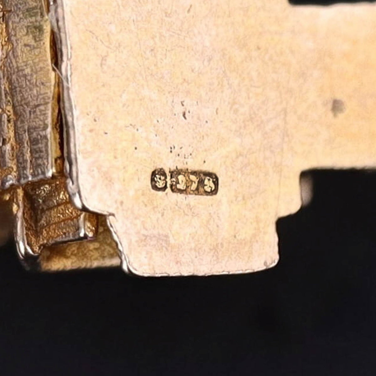 Vintage Moveable Wedding Charm of 9ct Gold - Trademark Antiques