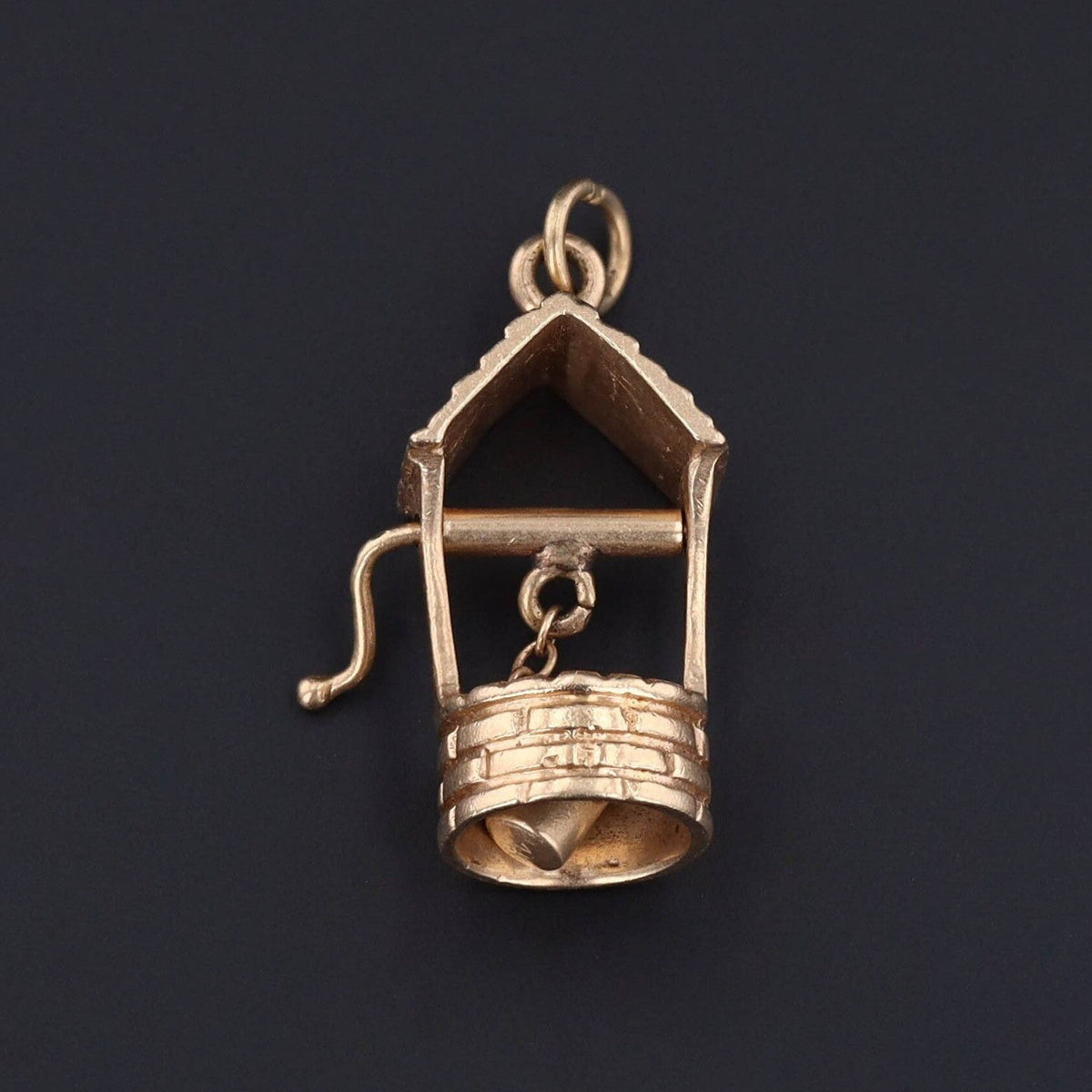 Vintage Moveable Wishing Well Pendant of 9ct Gold - Trademark Antiques