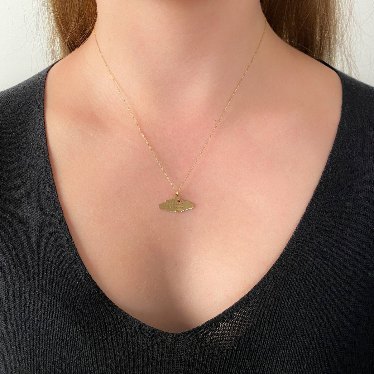 Vintage Nassau Bahamas Charm of 9ct Gold - Trademark Antiques