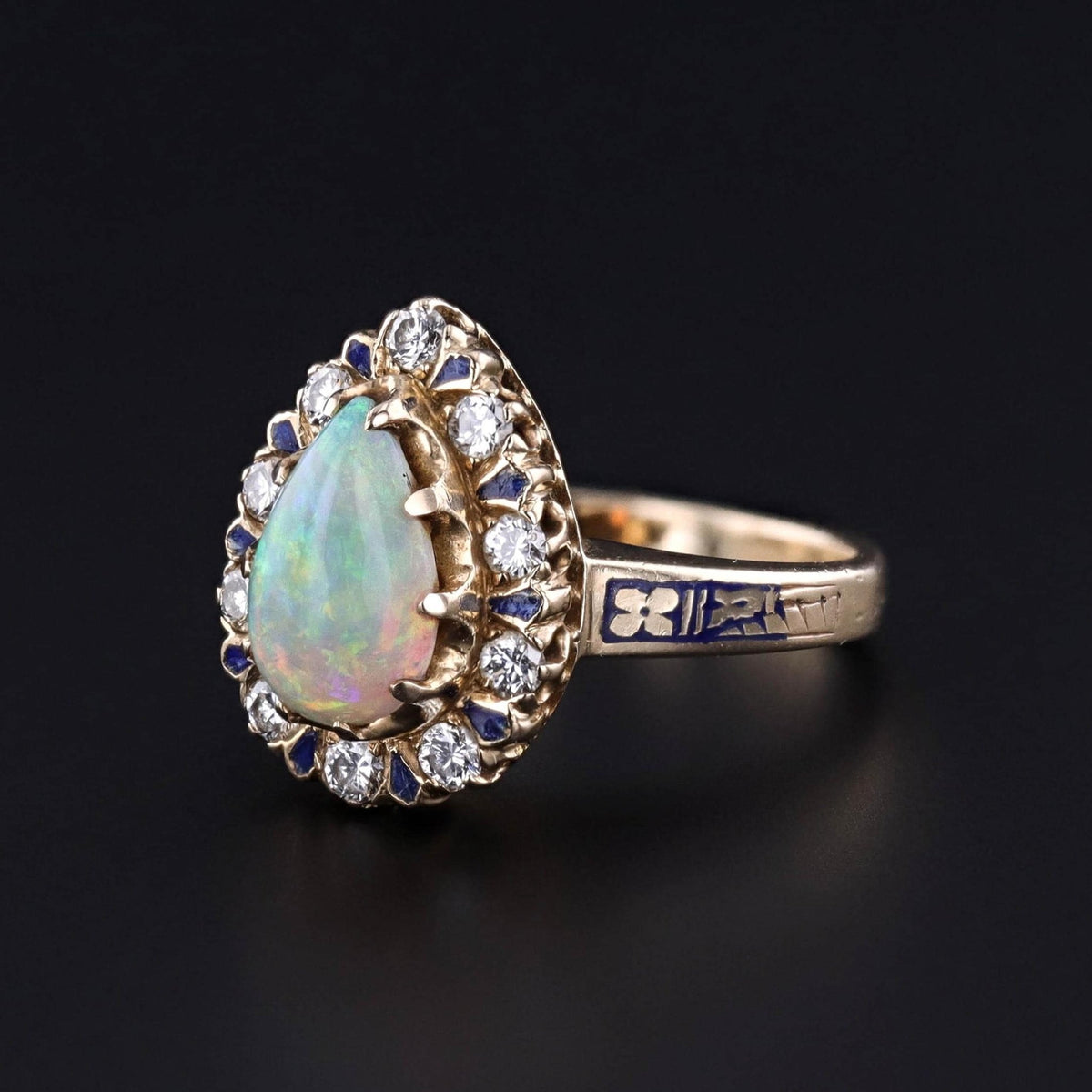 Vintage Opal and Diamond Ring of 14k Gold - Trademark Antiques