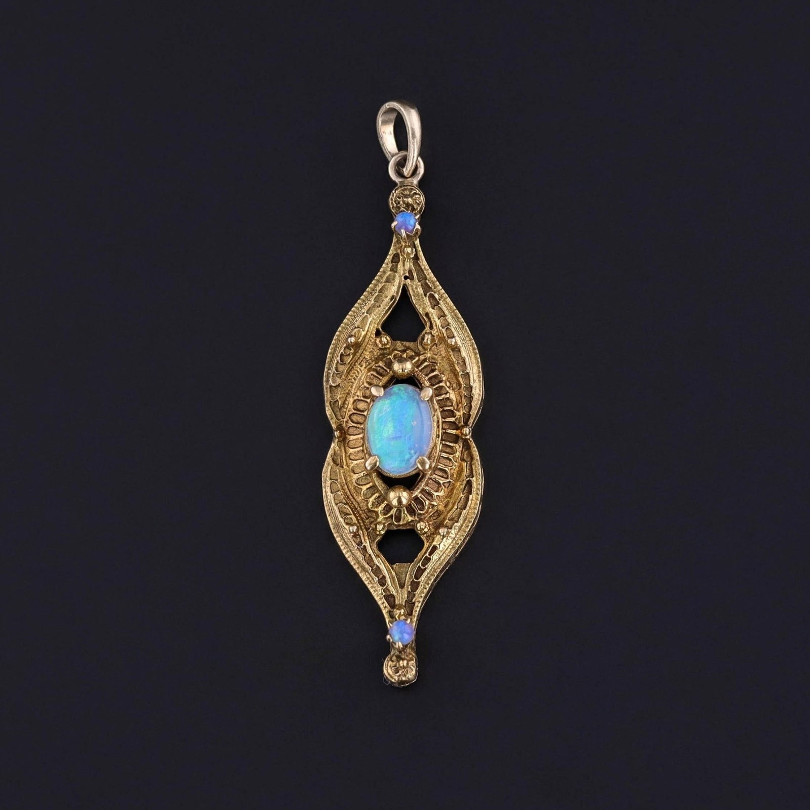 Vintage Opal Pendant of 14k Gold - Trademark Antiques