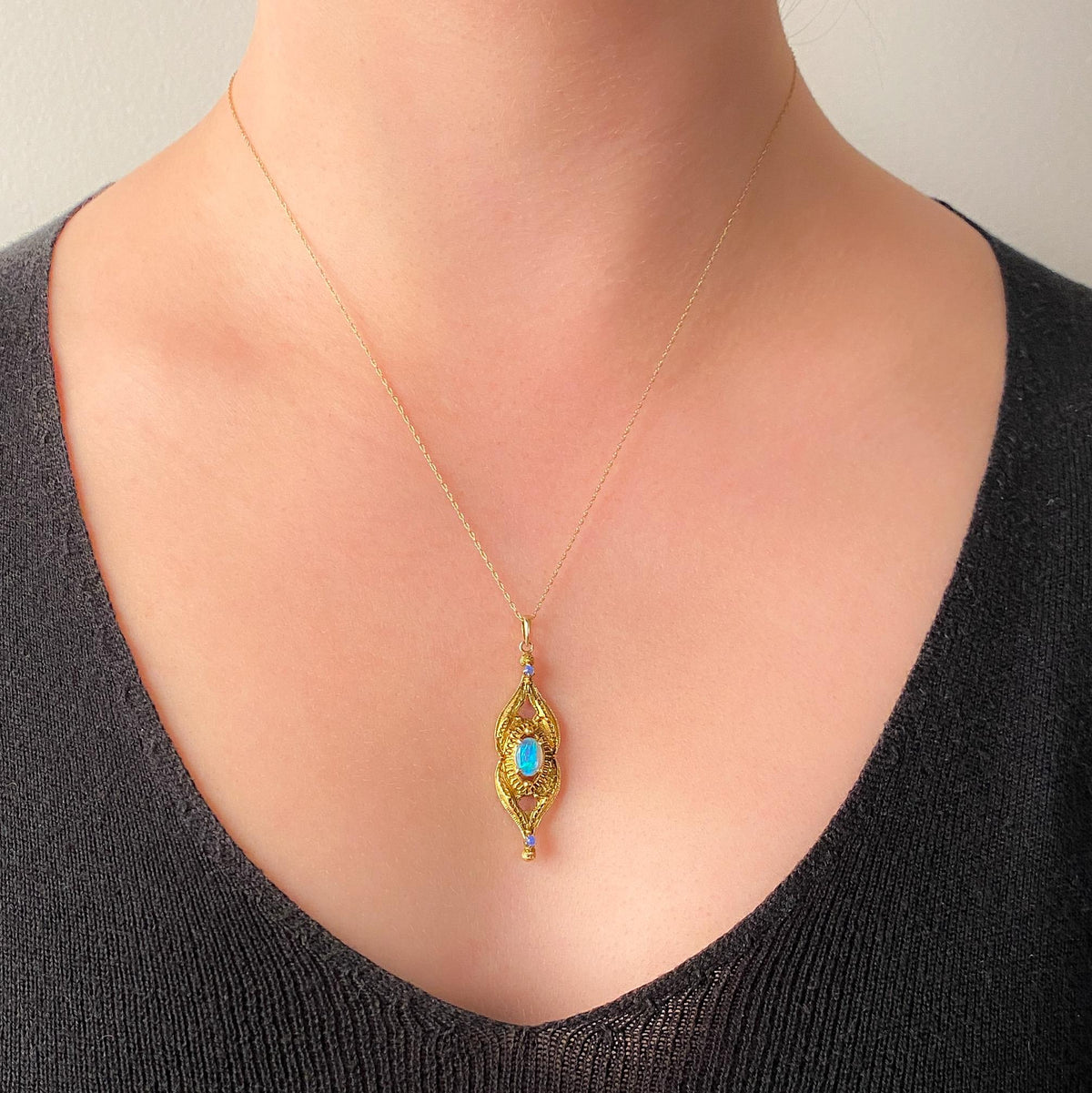 Vintage Opal Pendant of 14k Gold - Trademark Antiques