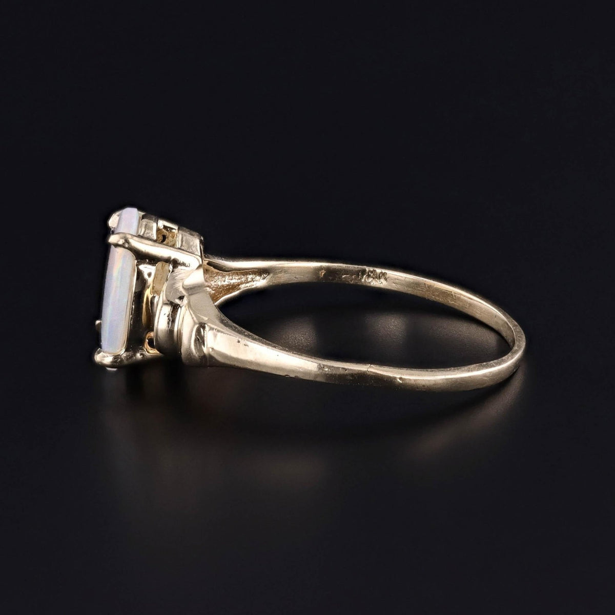 Vintage Opal Ring of 14k Gold - Trademark Antiques