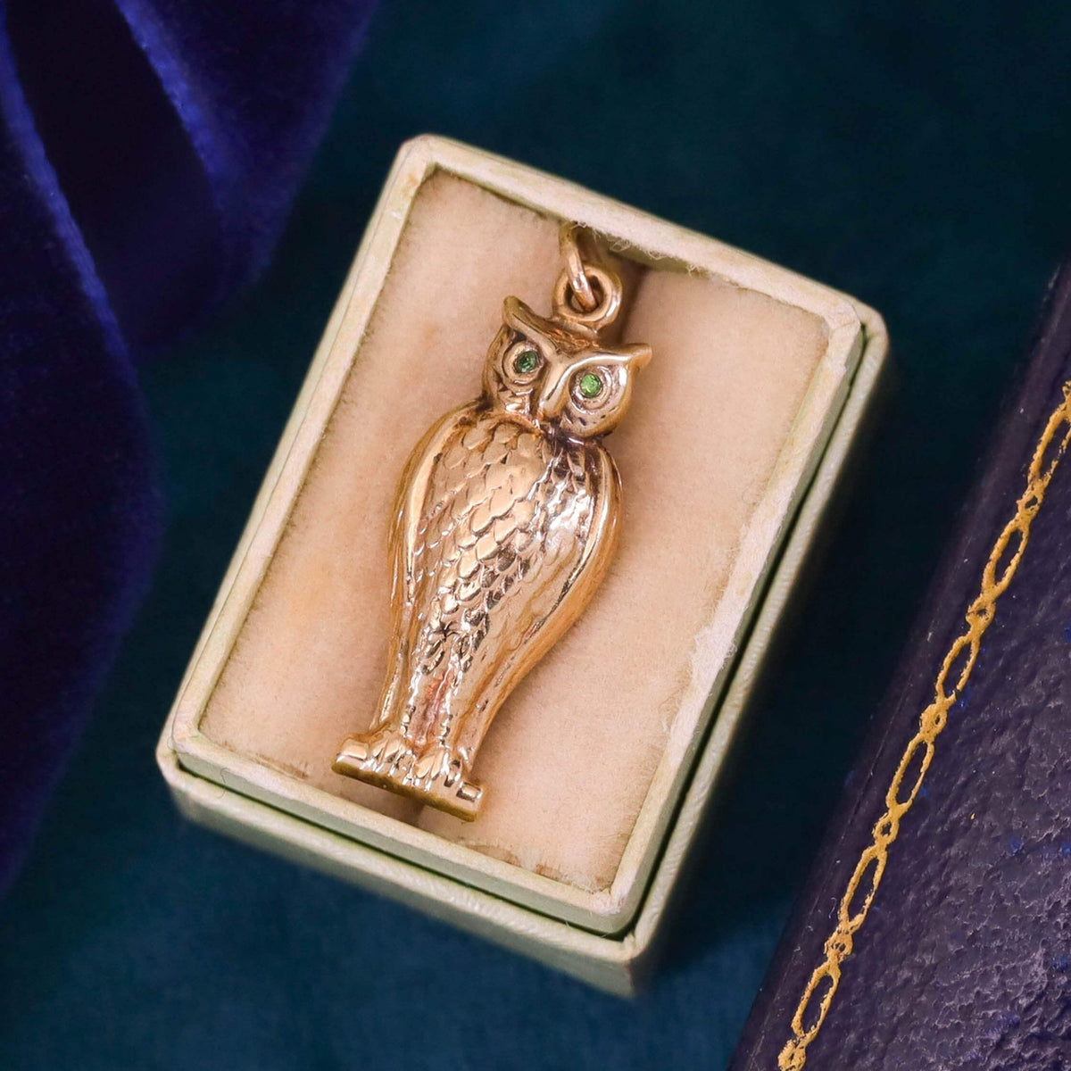 Vintage Owl Charm of 9ct Gold - Trademark Antiques