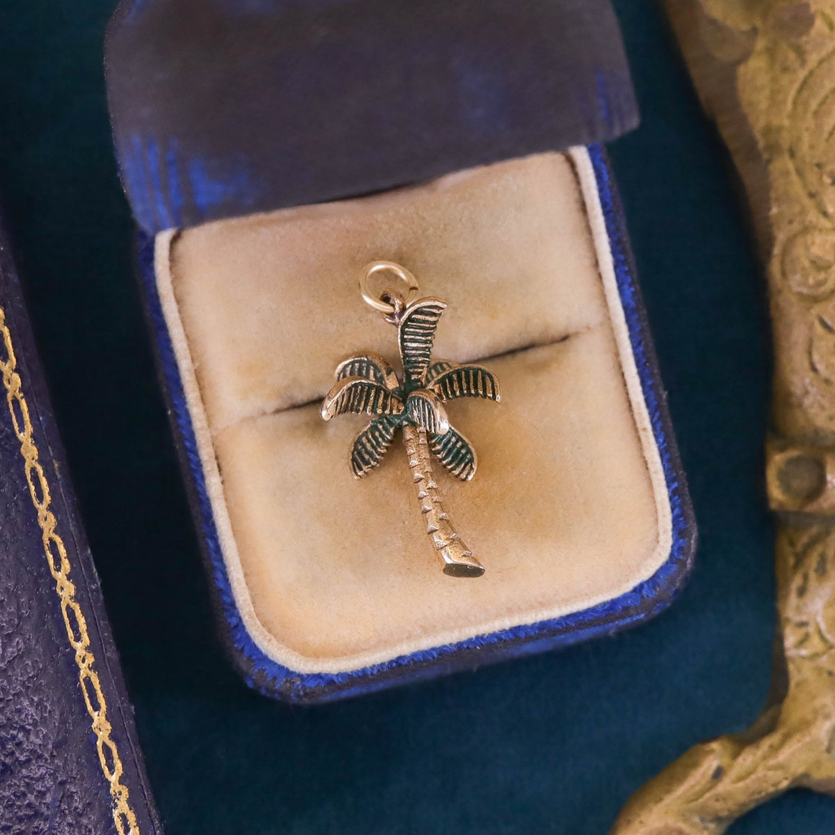 Vintage Palm Tree Charm of 10k Gold - Trademark Antiques
