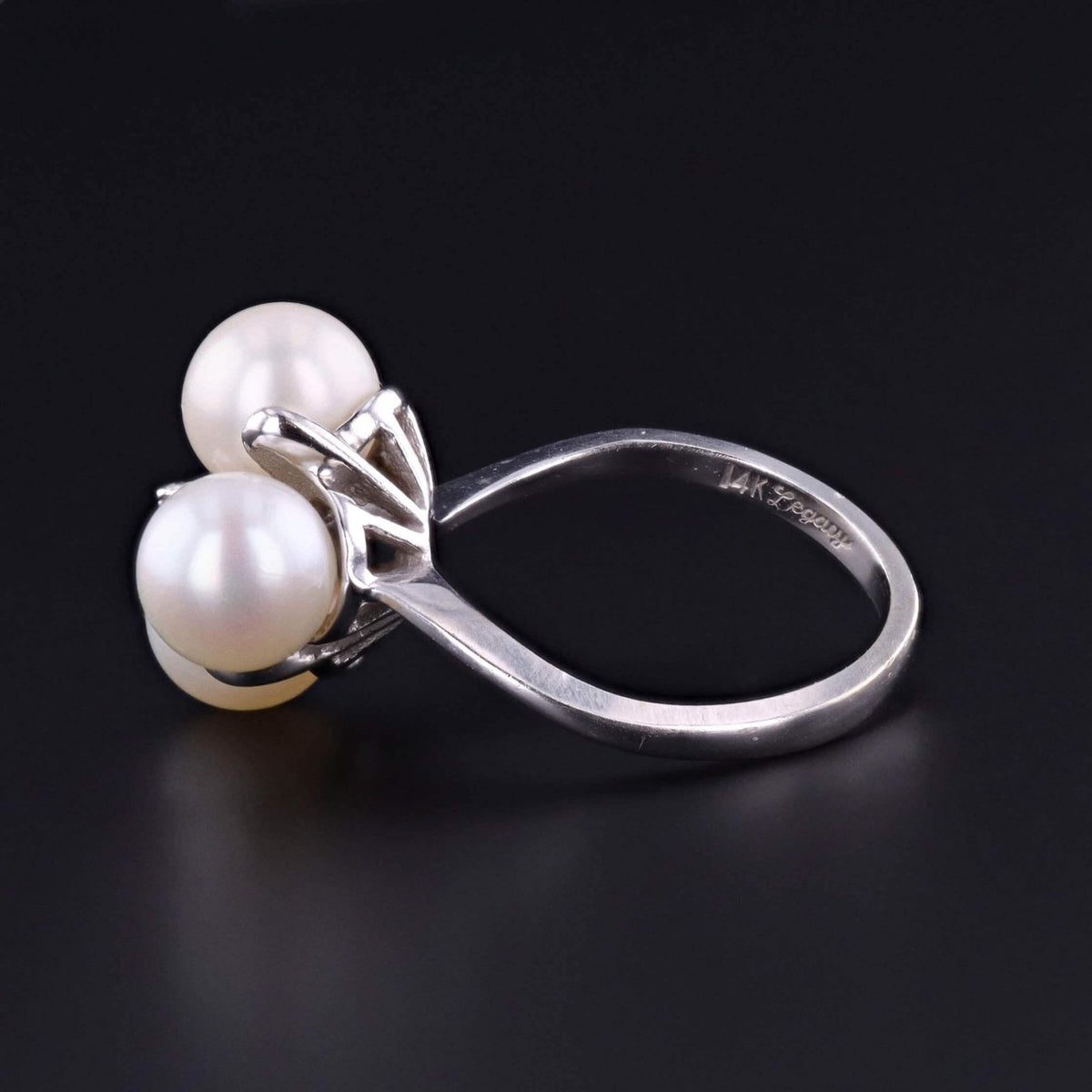 Vintage Pearl and Diamond Ring of 14k White Gold - Trademark Antiques
