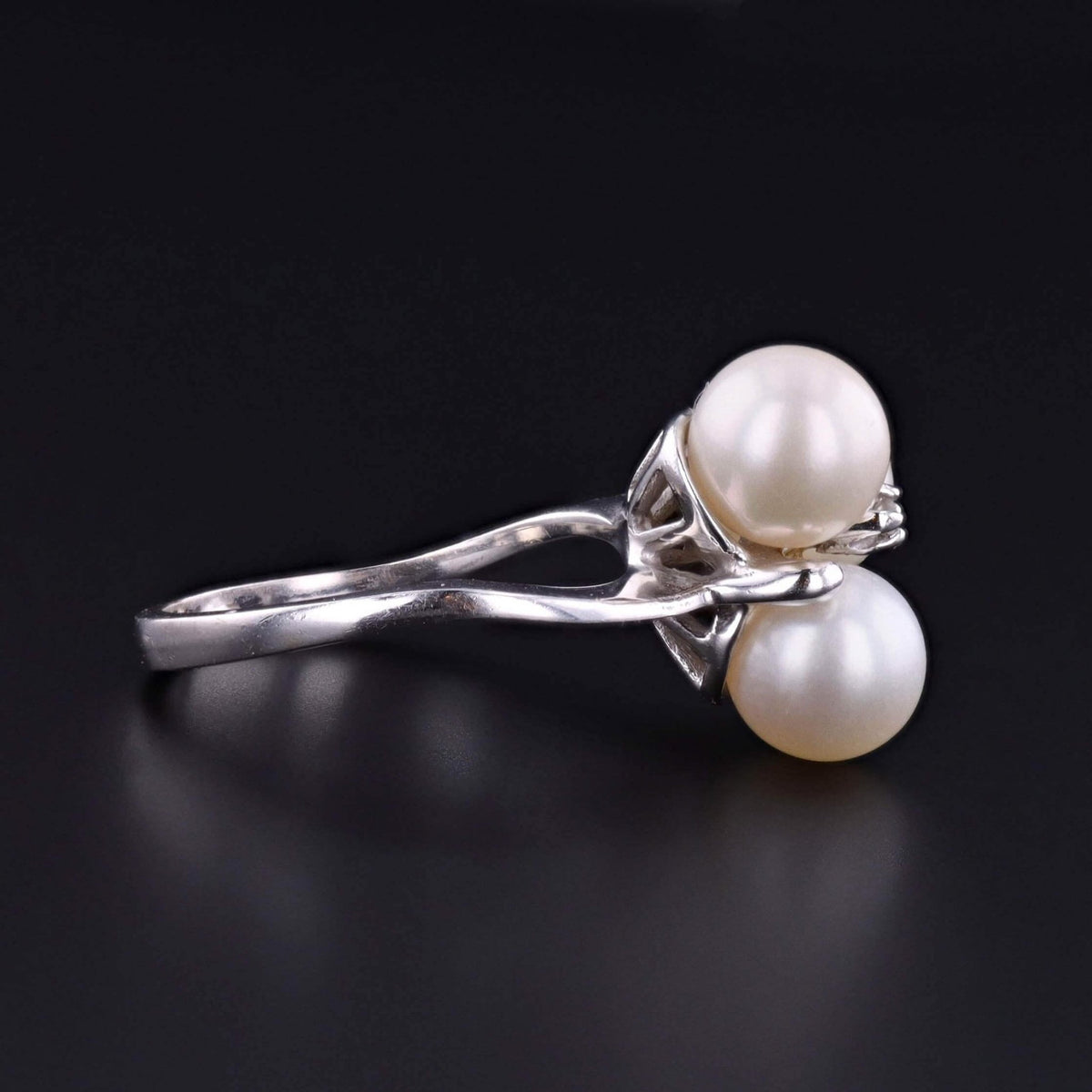 Vintage Pearl and Diamond Ring of 14k White Gold - Trademark Antiques