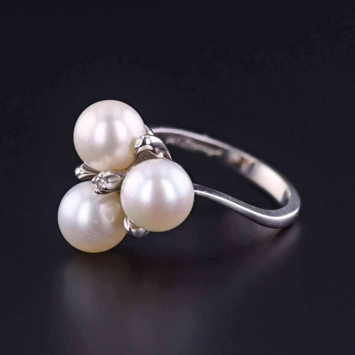 Vintage Pearl and Diamond Ring of 14k White Gold - Trademark Antiques