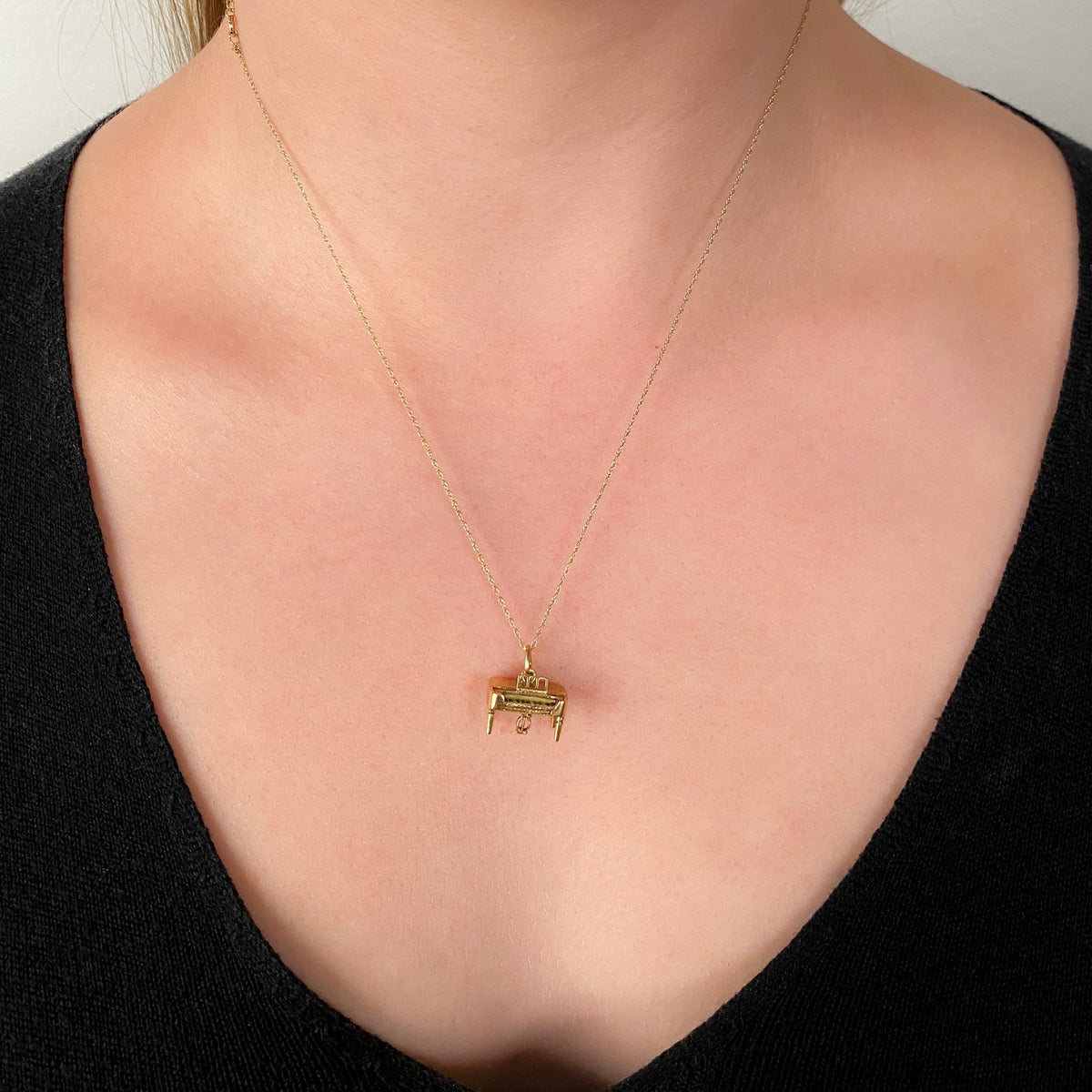 Vintage Piano Charm of 14k Gold - Trademark Antiques