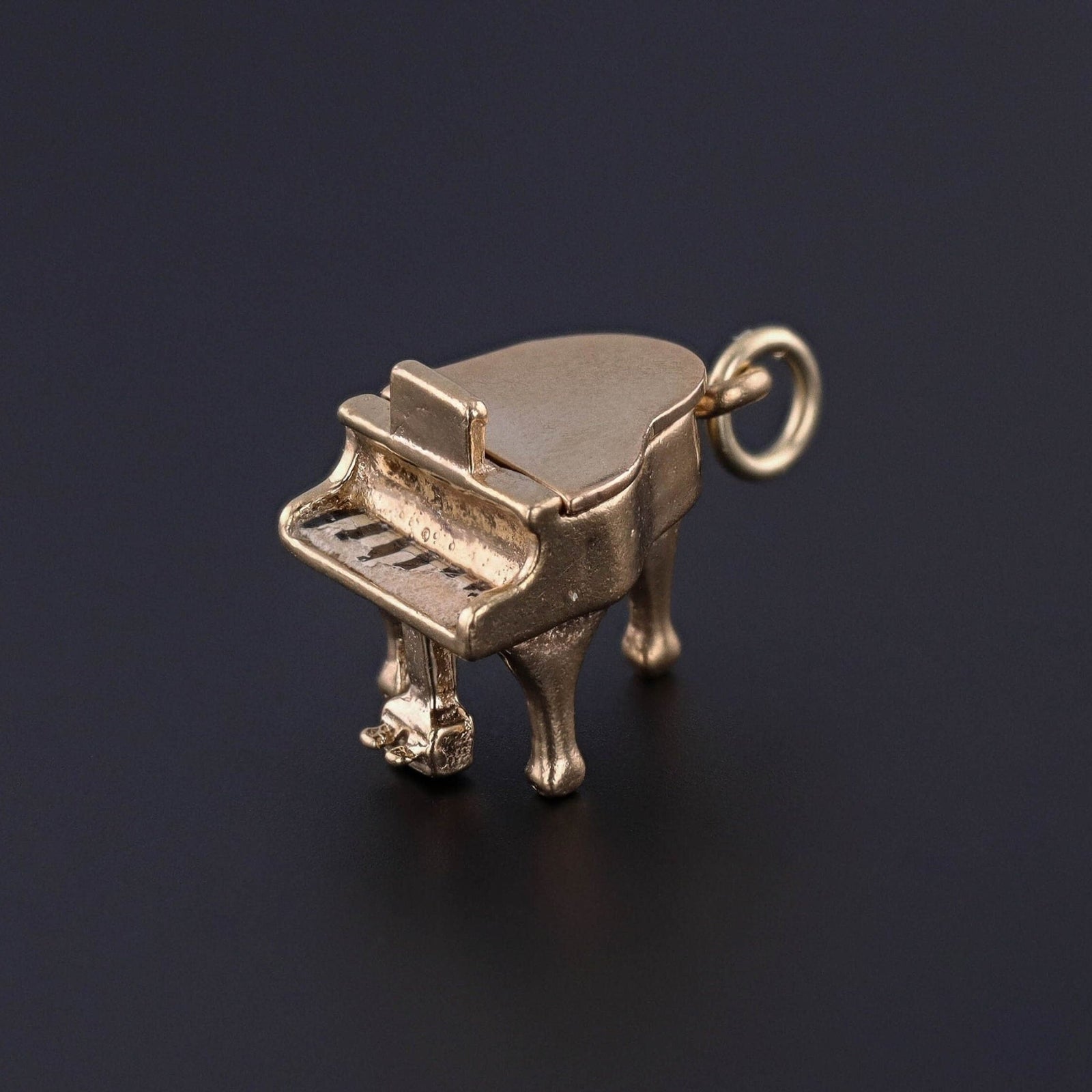 Vintage Piano Charm of 14k Gold - Trademark Antiques