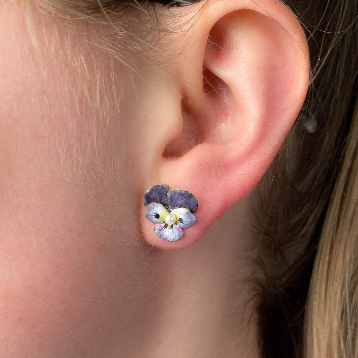 Vintage Purple Enamel Pansy Earrings of 14k Gold - Trademark Antiques