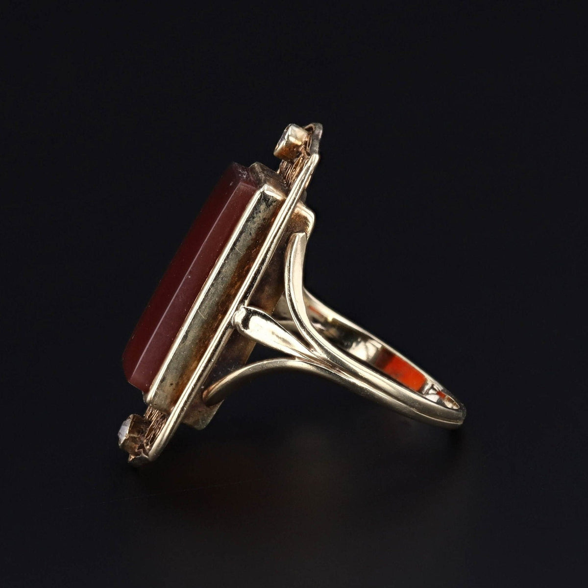 Vintage Red Agate and Diamond Filigree Ring of 14k Gold - Trademark Antiques