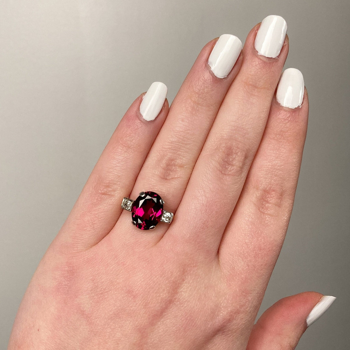 Vintage Rhodolite Garnet &amp; Diamond Ring of 18k Gold - Trademark Antiques