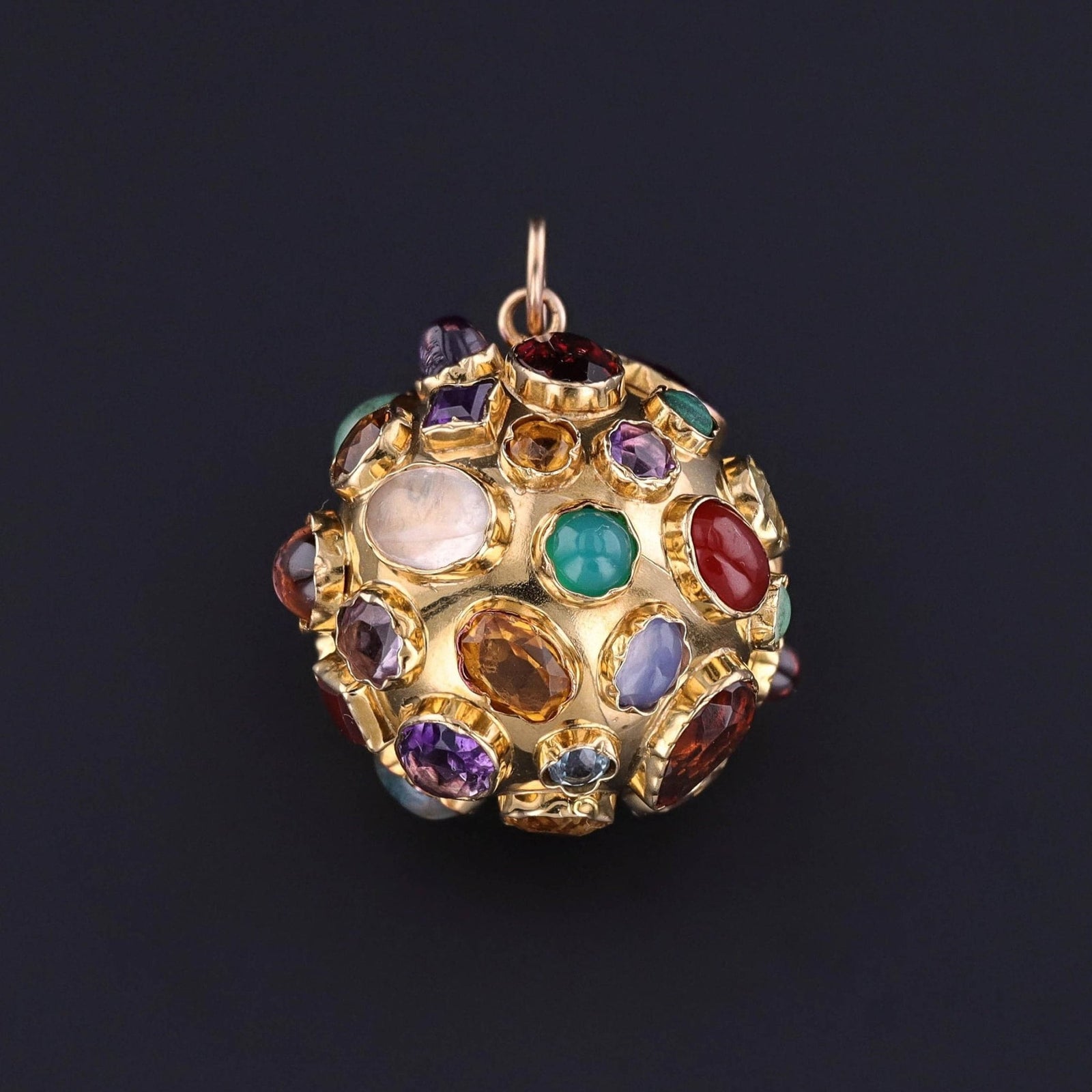 Vintage Sputnik Pendant of 18k Gold - Trademark Antiques