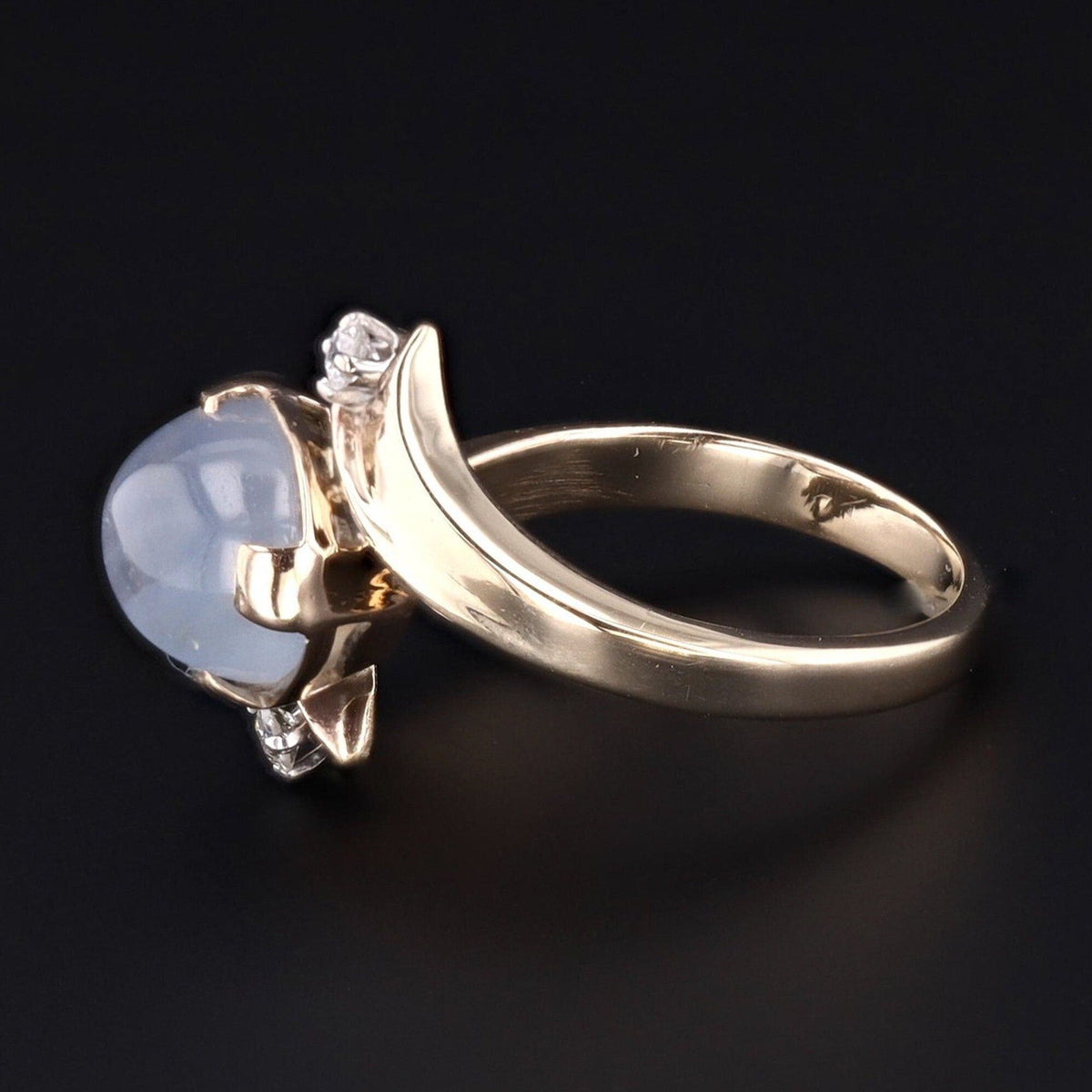 Vintage Star Sapphire and Diamond Ring of 14k Gold - Trademark Antiques