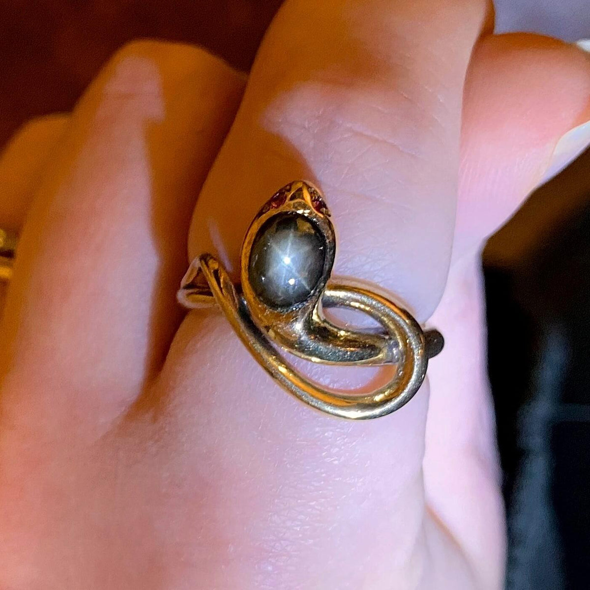 Vintage Star Sapphire Snake Ring of 9ct Gold - Trademark Antiques