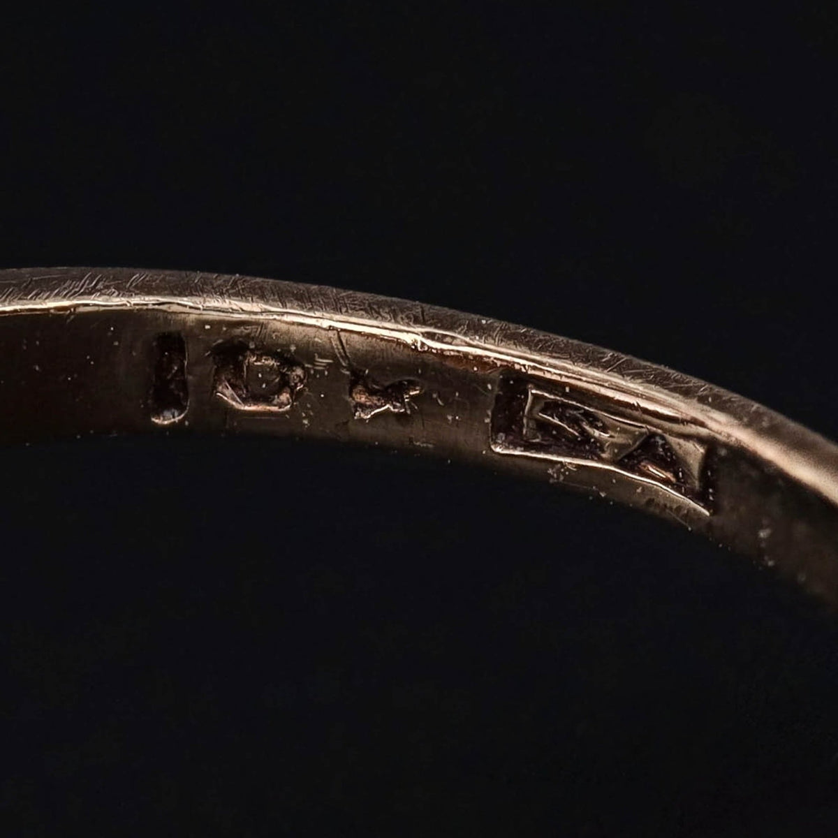 Vintage Synthetic Spinel Ring of 10k Gold - Trademark Antiques