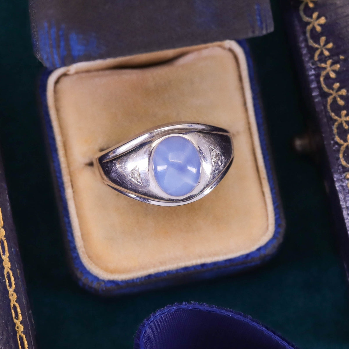 Vintage Synthetic Star Sapphire Ring of 14k White Gold - Trademark Antiques