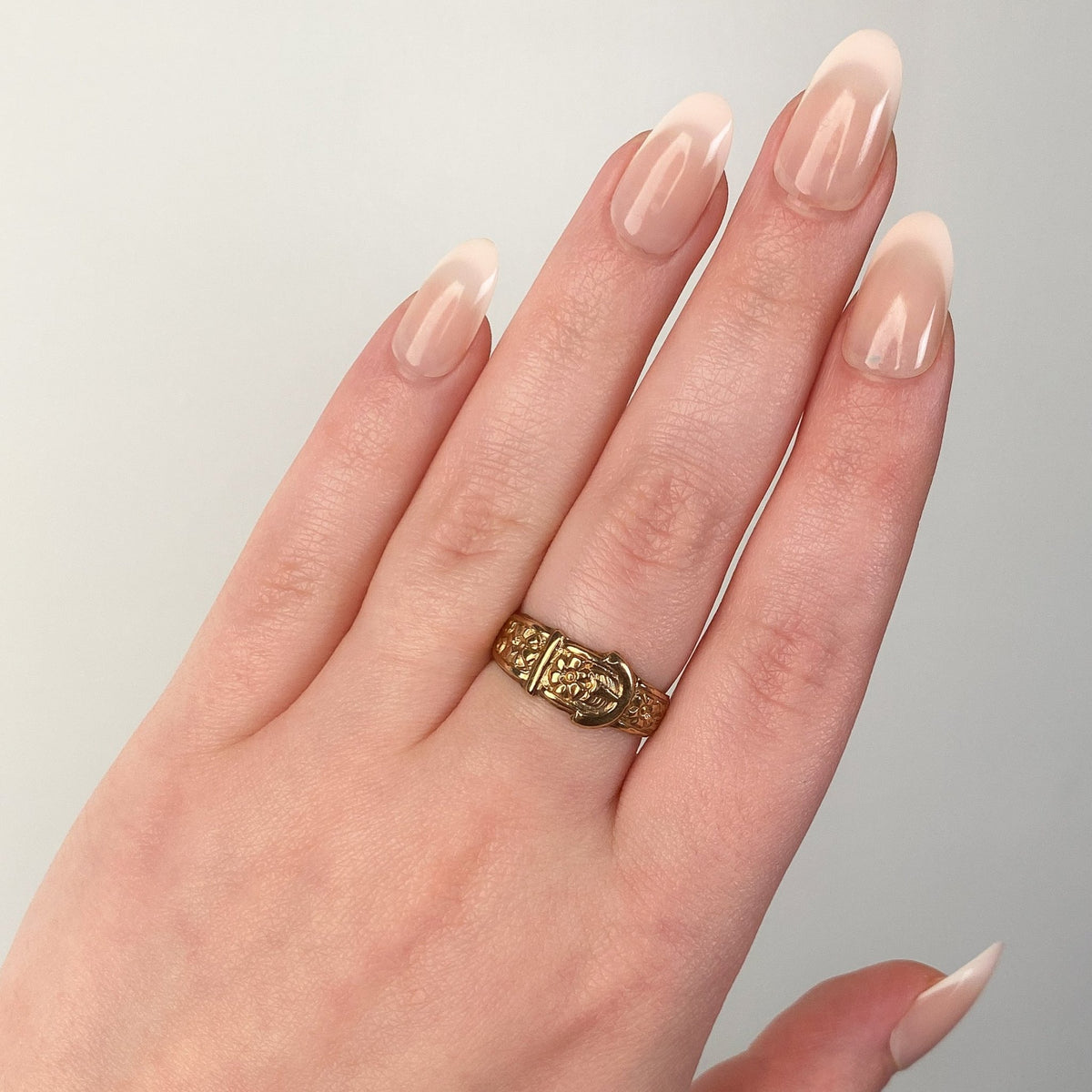 Vintage Unisex Buckle Ring of 9ct Gold - Trademark Antiques