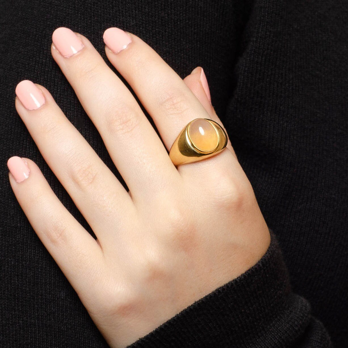 Vintage Unisex Crystal Opal Ring of 14k Gold - Trademark Antiques