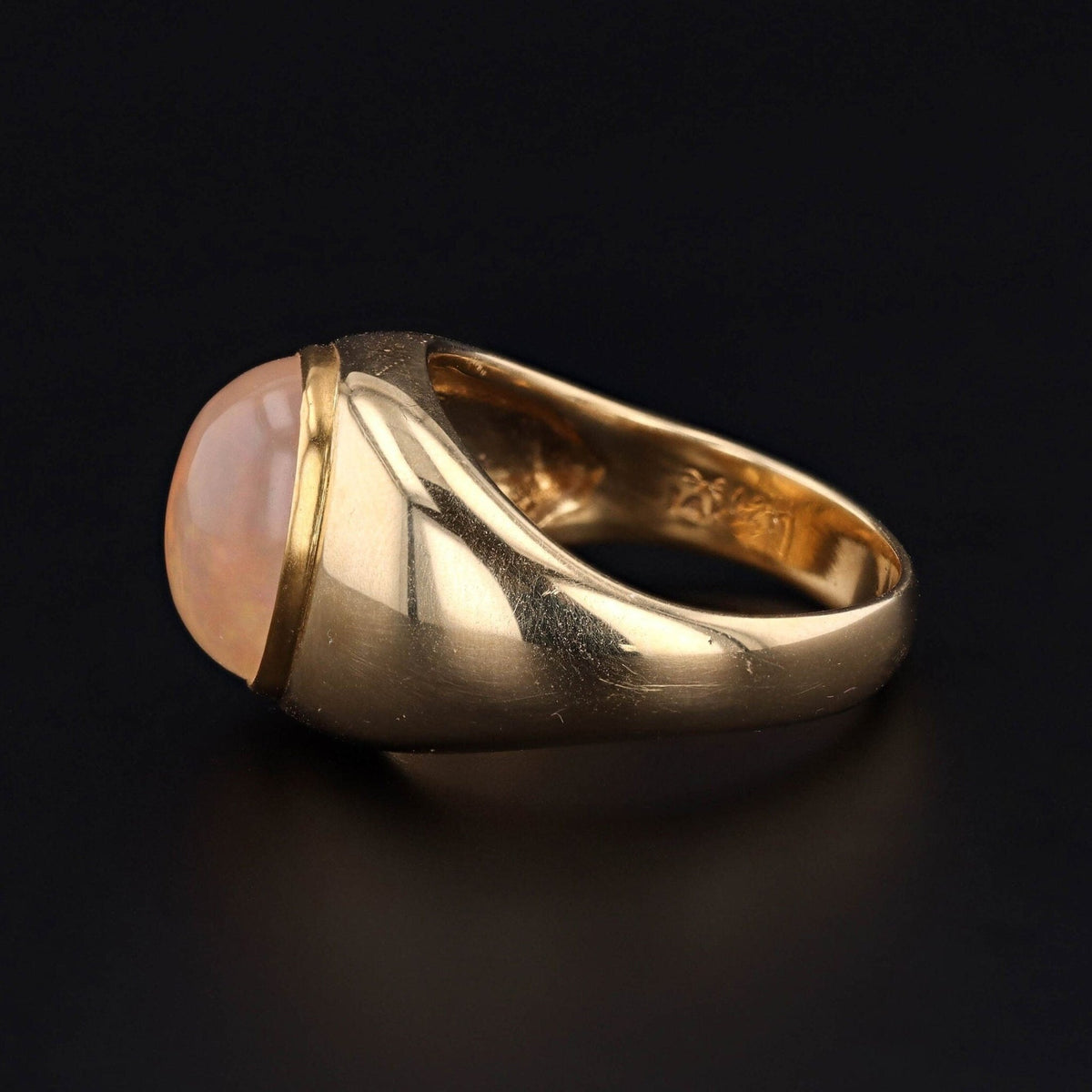 Vintage Unisex Crystal Opal Ring of 14k Gold - Trademark Antiques
