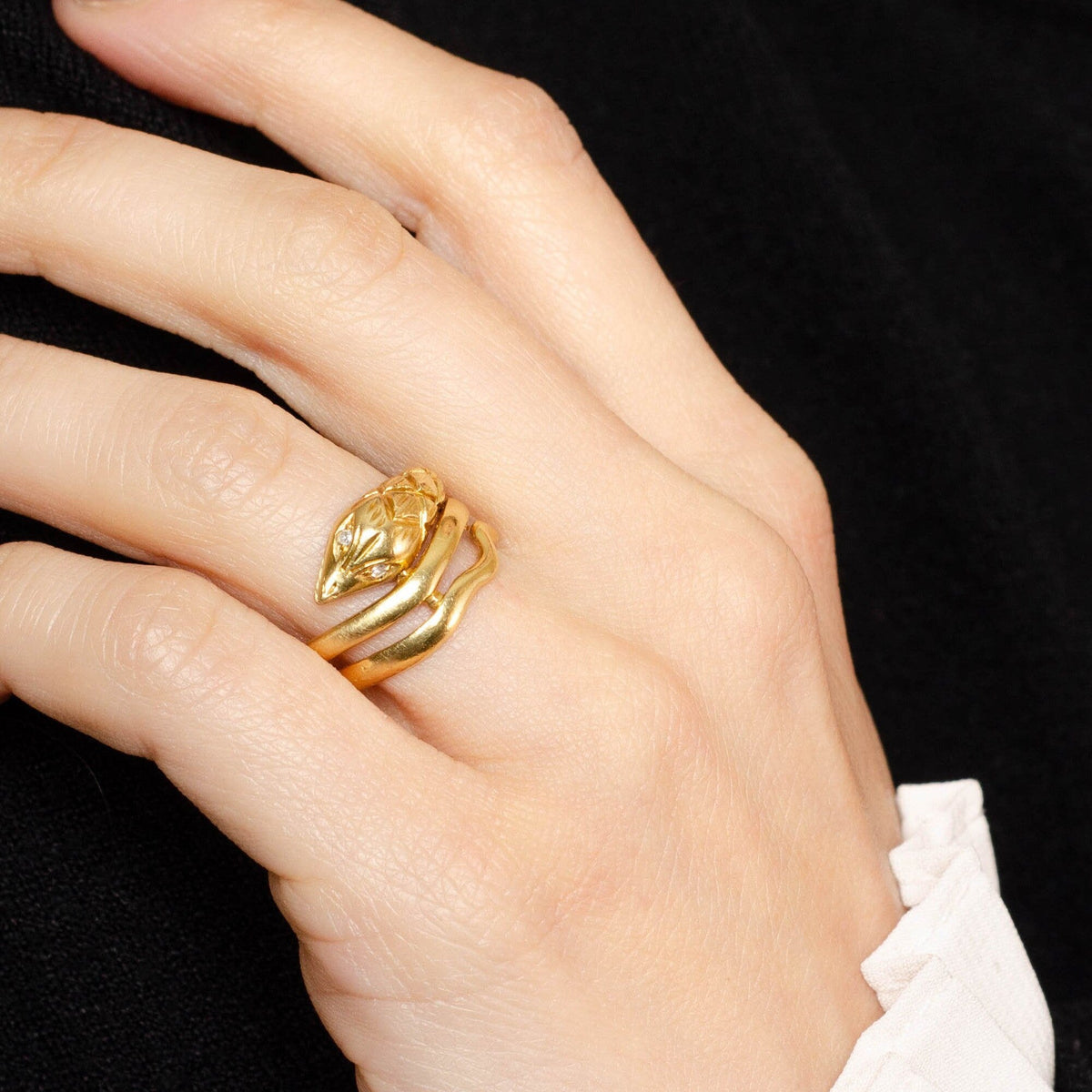 Vintage Wrap Around Snake Ring of 18k Gold - Trademark Antiques