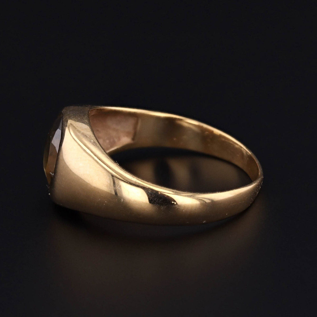 Vintage Zircon Ring of 14k Gold - Trademark Antiques