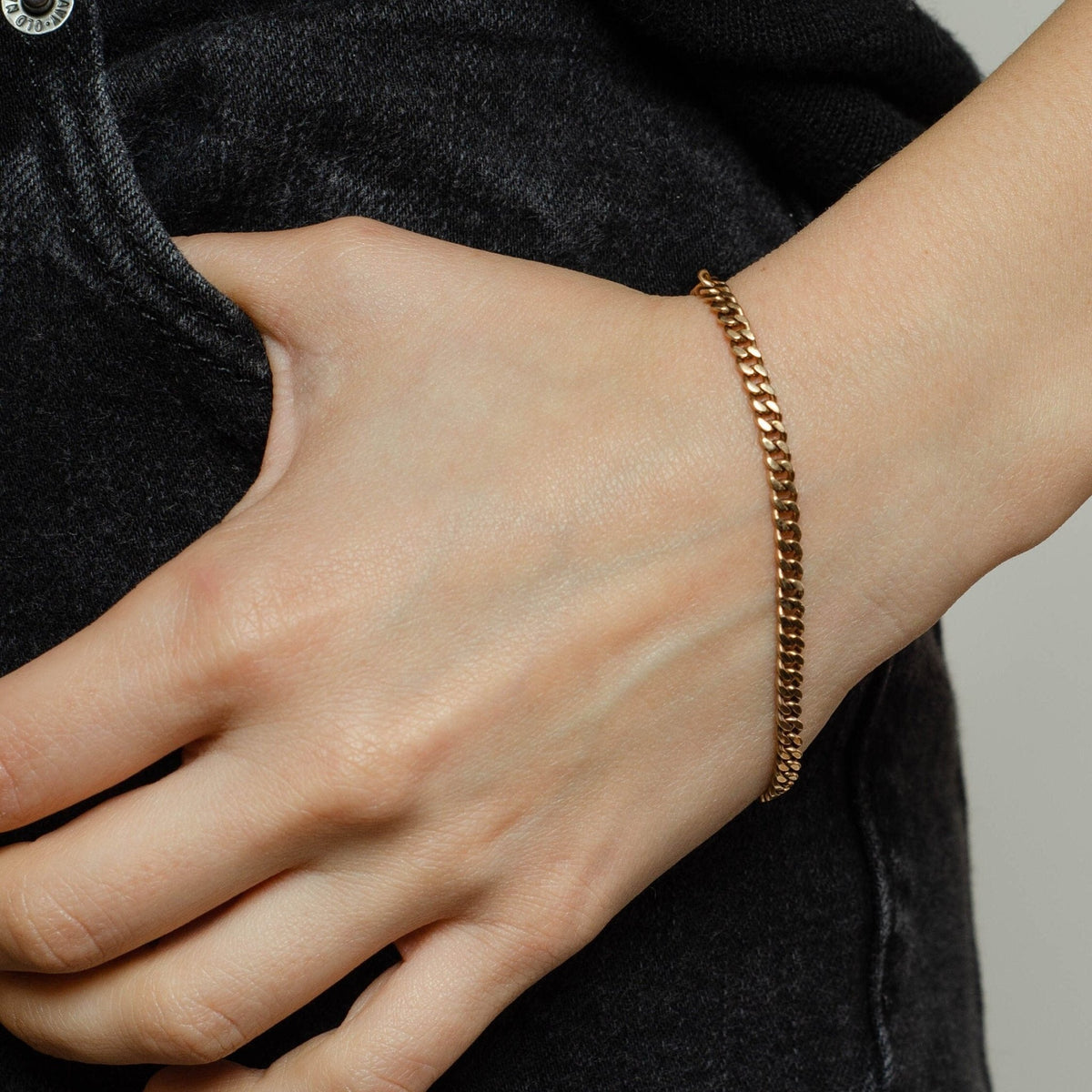 10k Gold Charm Bracelet | Vintage Charm Bracelet - Trademark Antiques