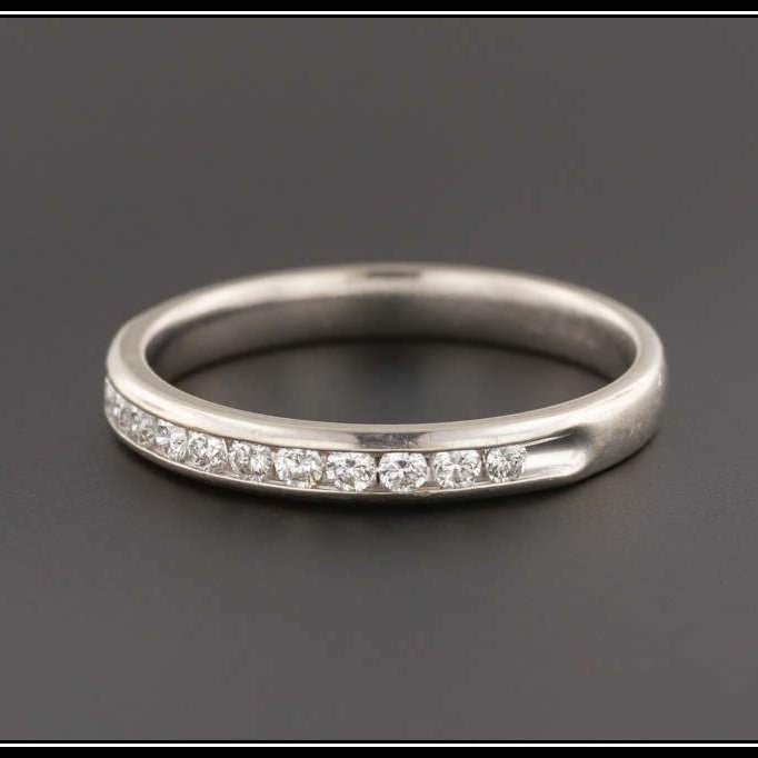 10k White Gold Diamond Band | Diamond Wedding Band - Trademark Antiques