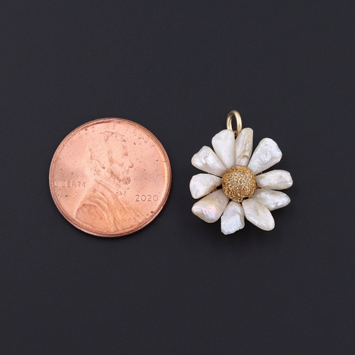 14k Gold Daisy Pendant | Pearl Daisy Pendant - Trademark Antiques