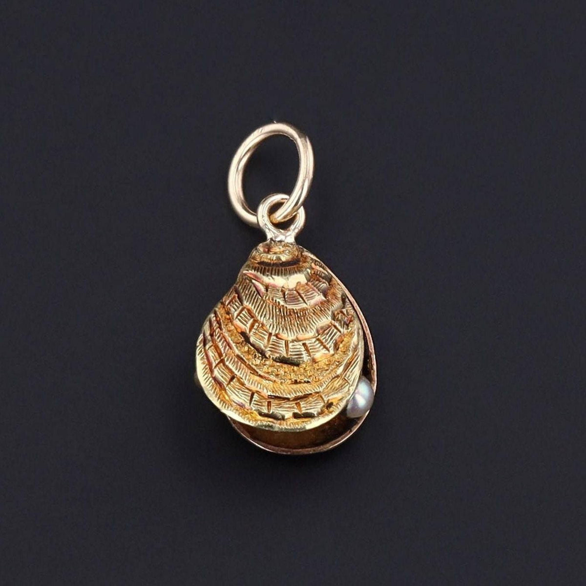 14k Gold Oyster Charm | Antique Oyster Charm - Trademark Antiques
