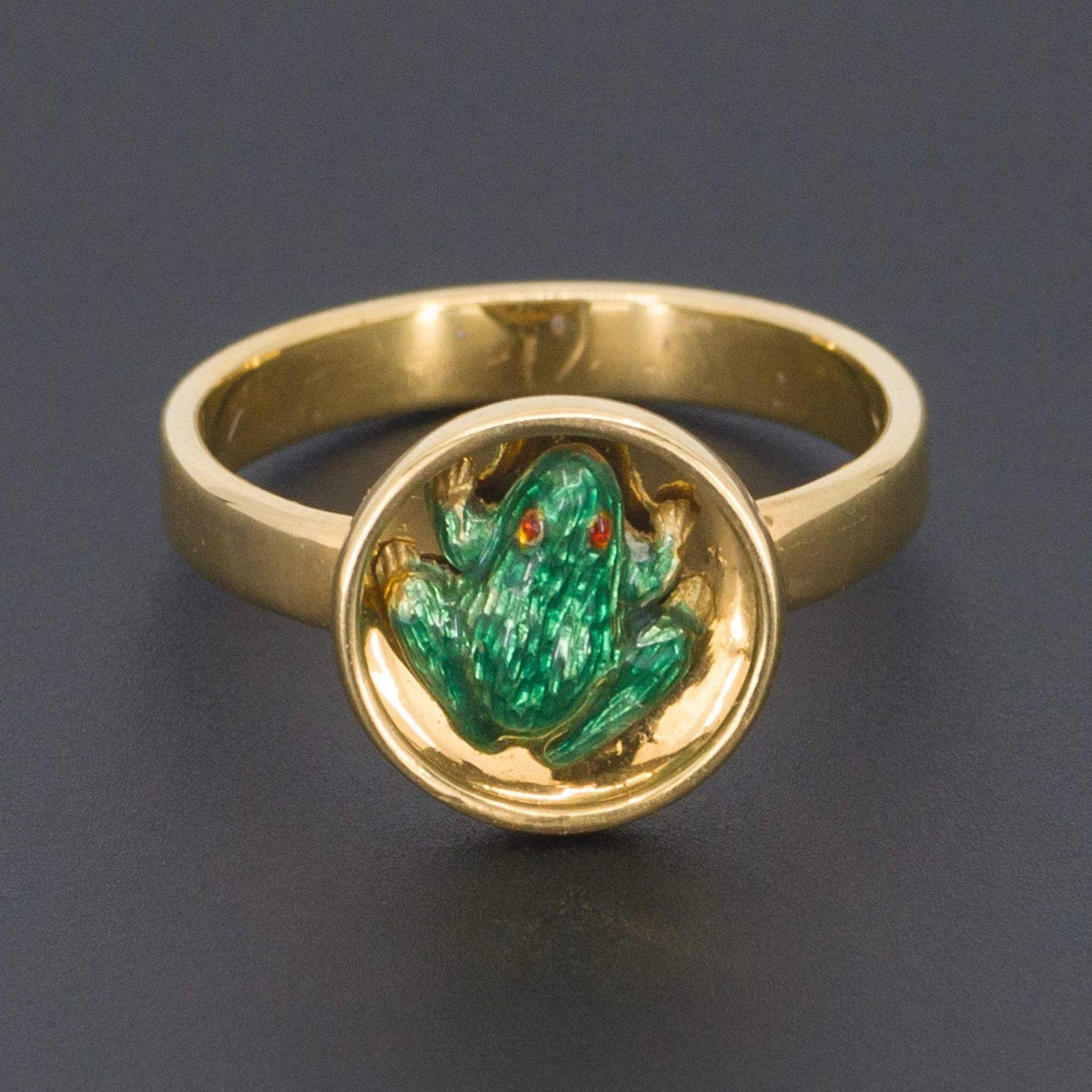 18k Gold Frog Ring | Green Enamel Frog Ring - Trademark Antiques