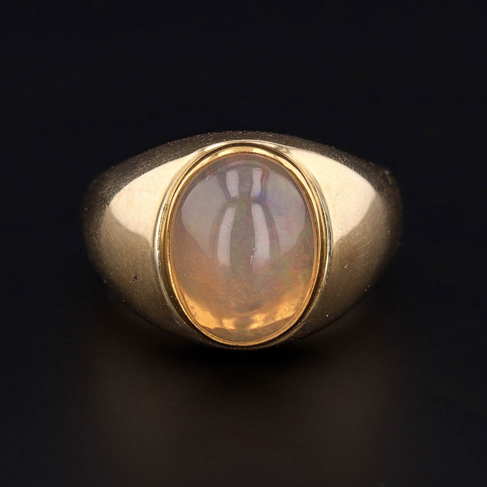 Vintage Unisex Crystal Opal Ring of 14k Gold