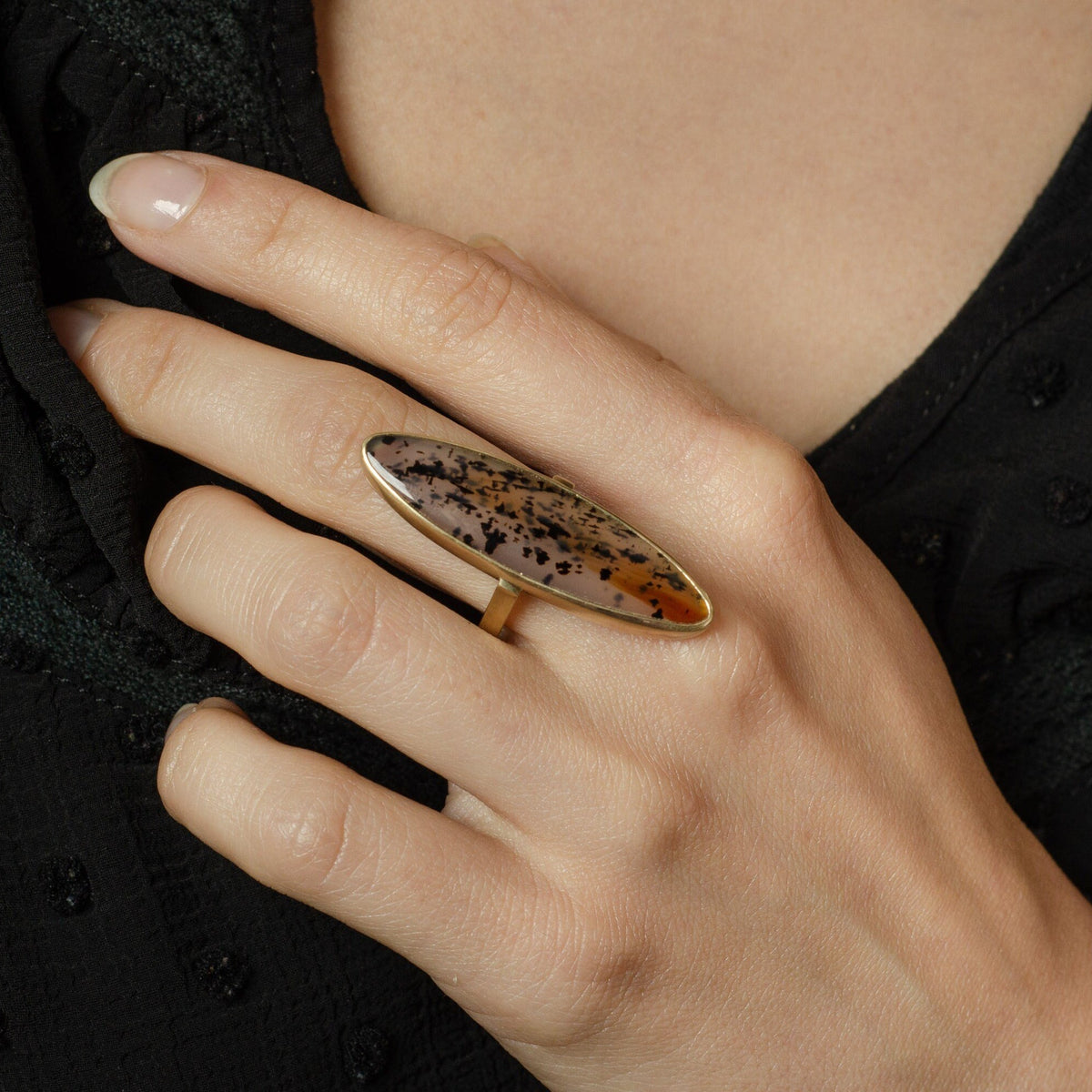 Agate Ring | 14k Gold Agate Ring - Trademark Antiques