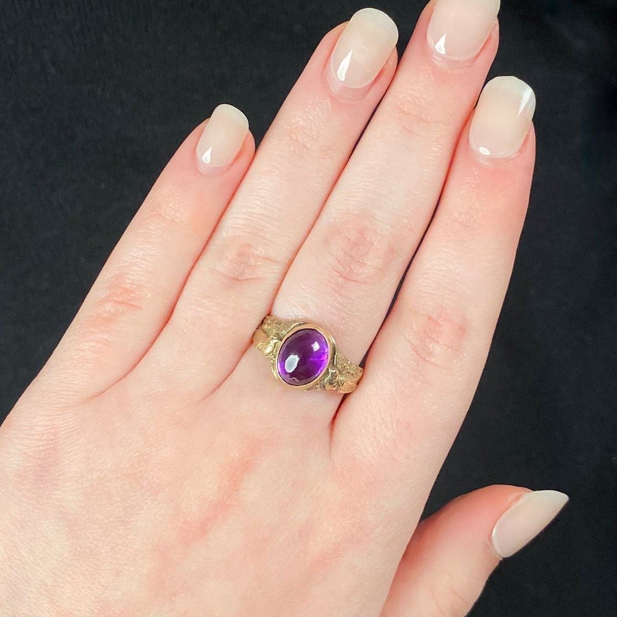 Amethyst Bird Ring of 14k Gold - Trademark Antiques
