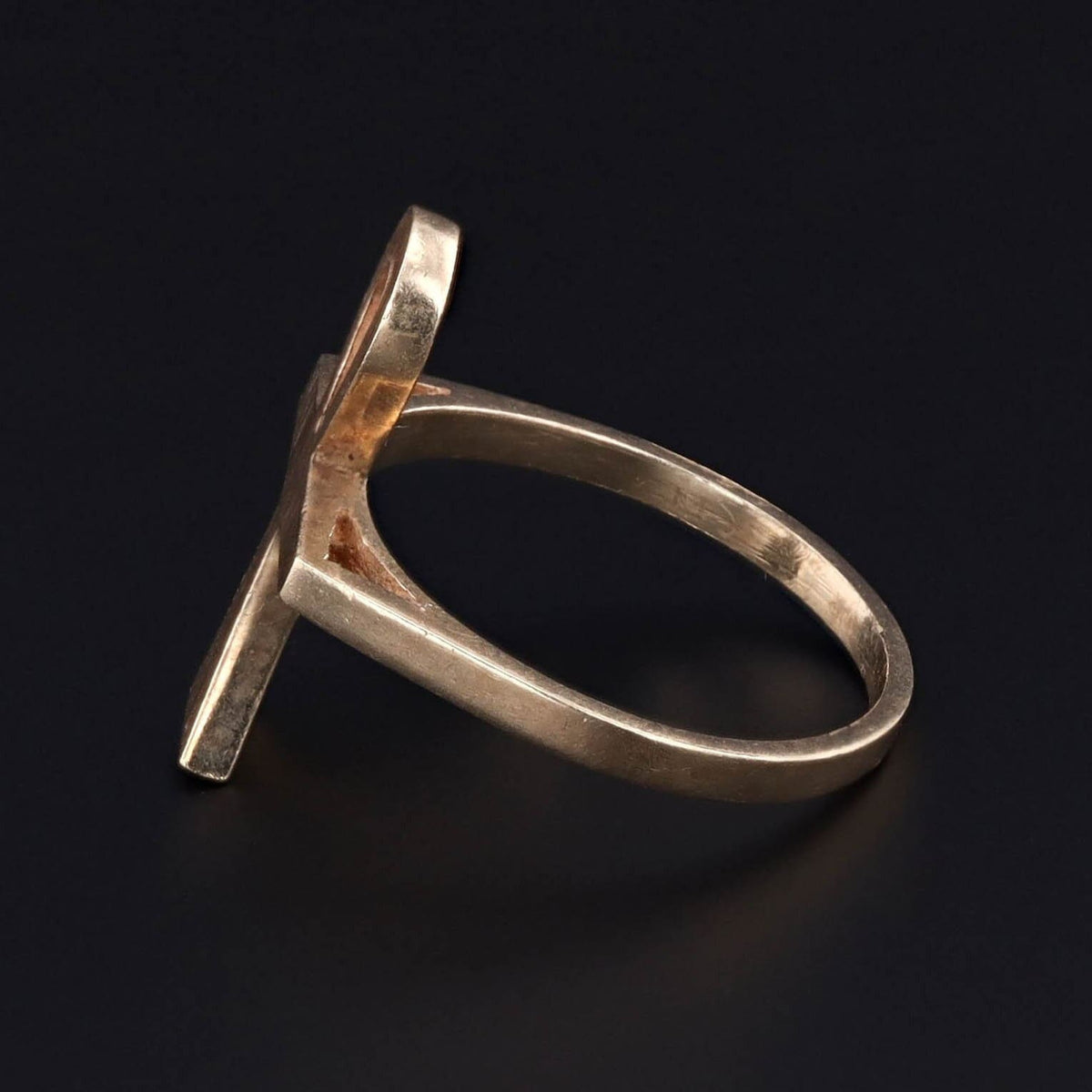 Ankh Ring | 14k Gold Ankh Ring - Trademark Antiques