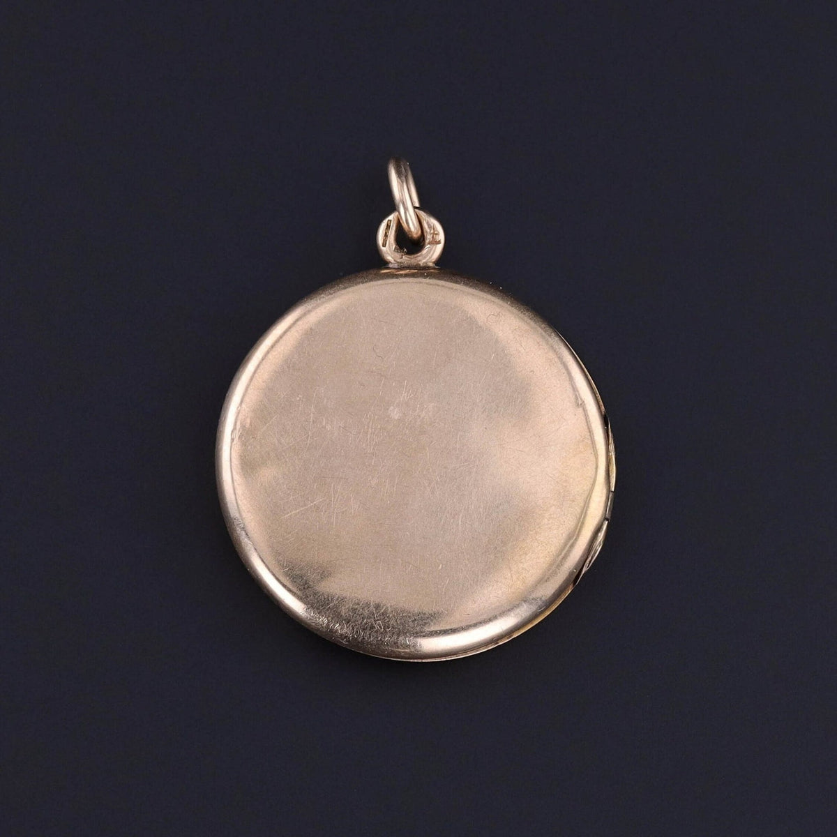 Antique Art Nouveau Floral Locket of 9ct Gold - Trademark Antiques