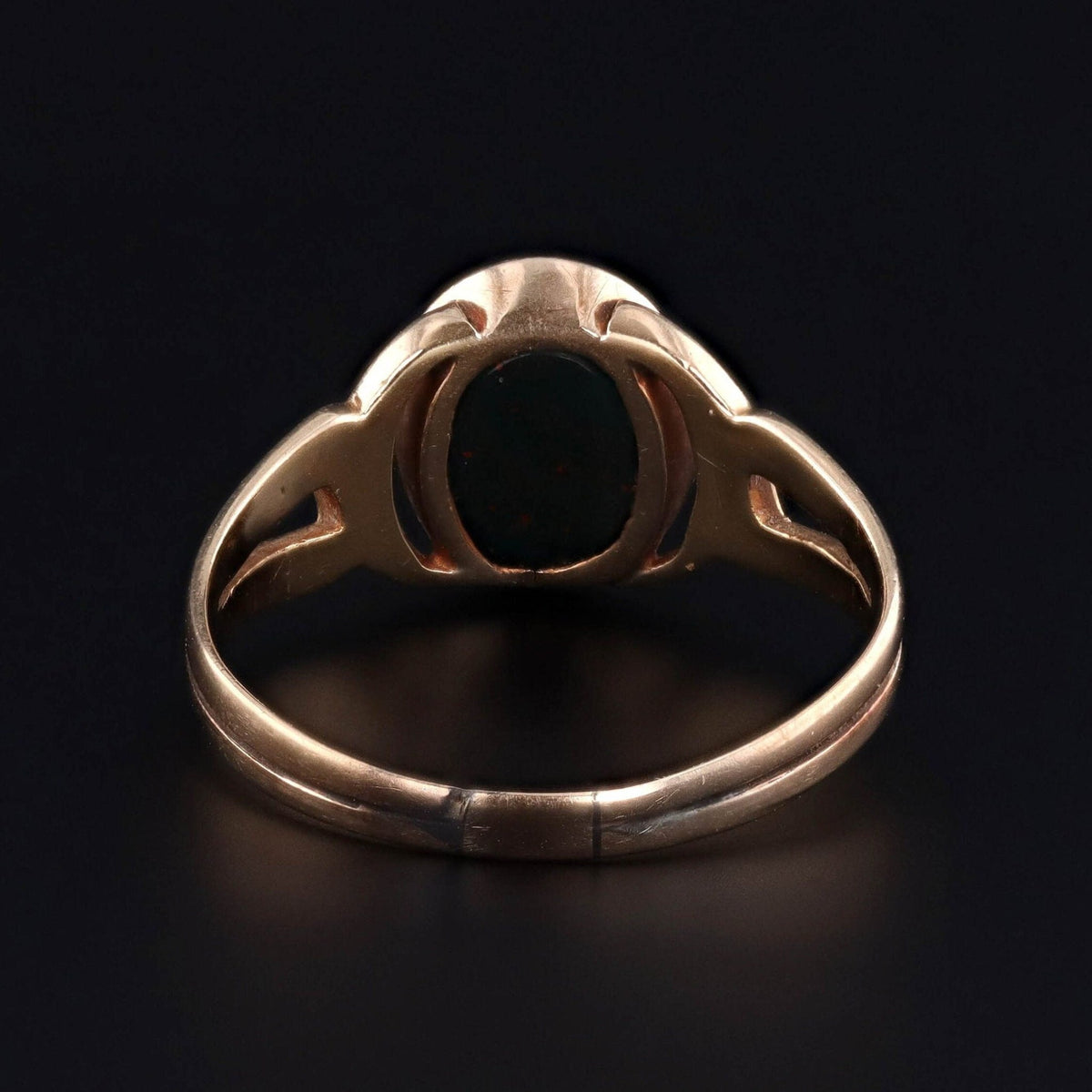 Antique Bloodstone Ring of 18k Gold - Trademark Antiques