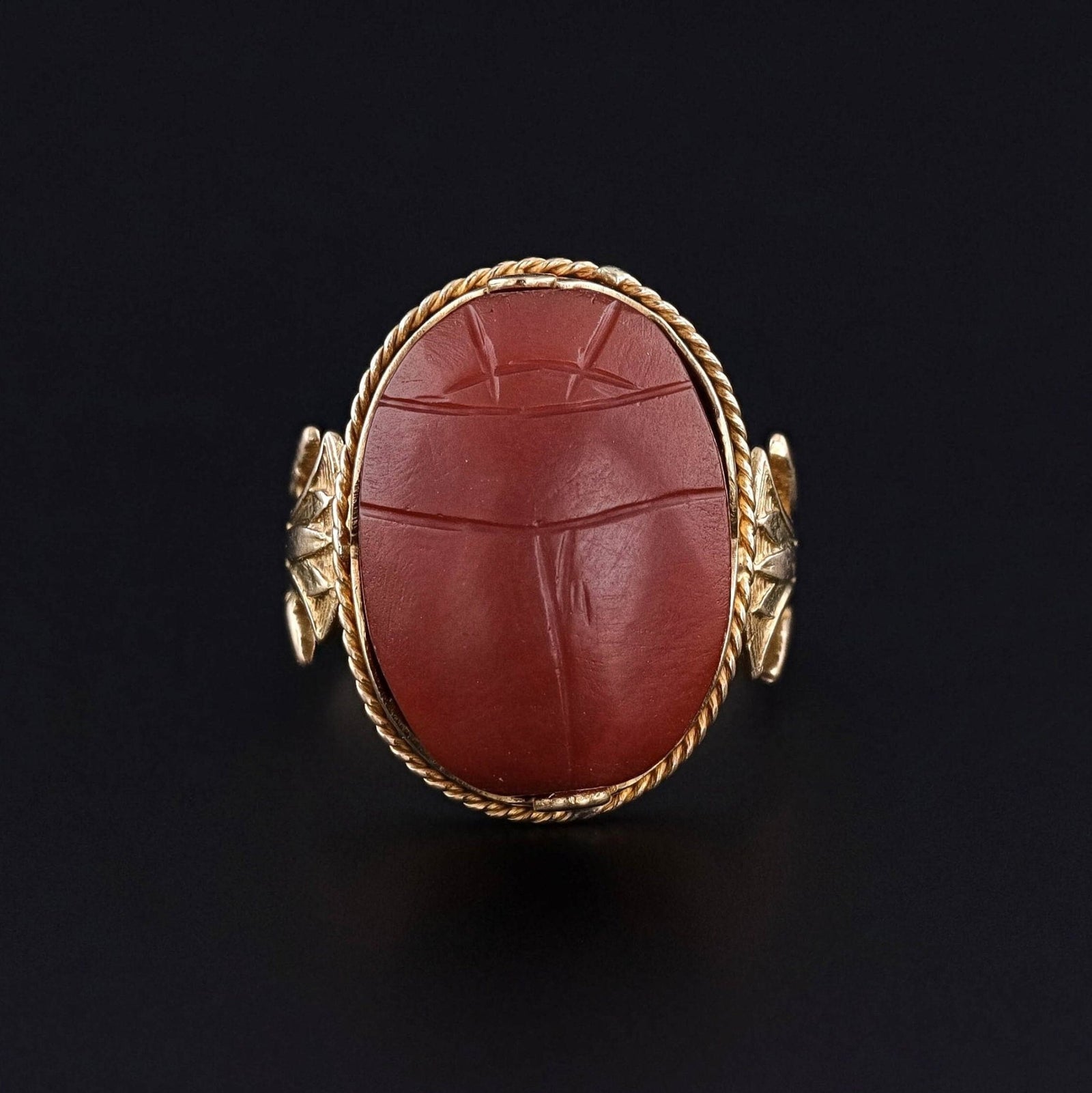 Antique Carnelian Scarab Ring of 18k Gold - Trademark Antiques