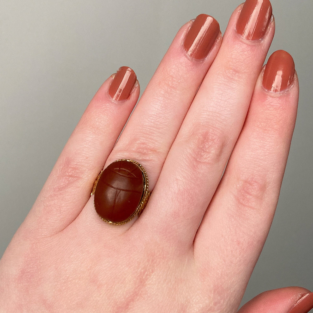 Antique Carnelian Scarab Ring of 18k Gold - Trademark Antiques