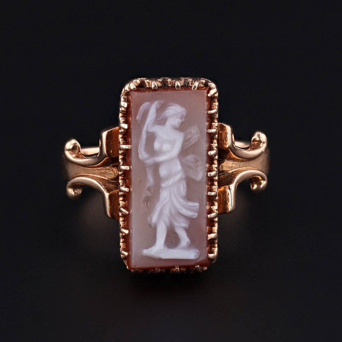 Antique Carved Shell Cameo Ring of 14k Gold - Trademark Antiques